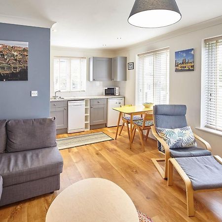 Host & Stay - Whitehall 1 Apartment Whitby Exteriör bild