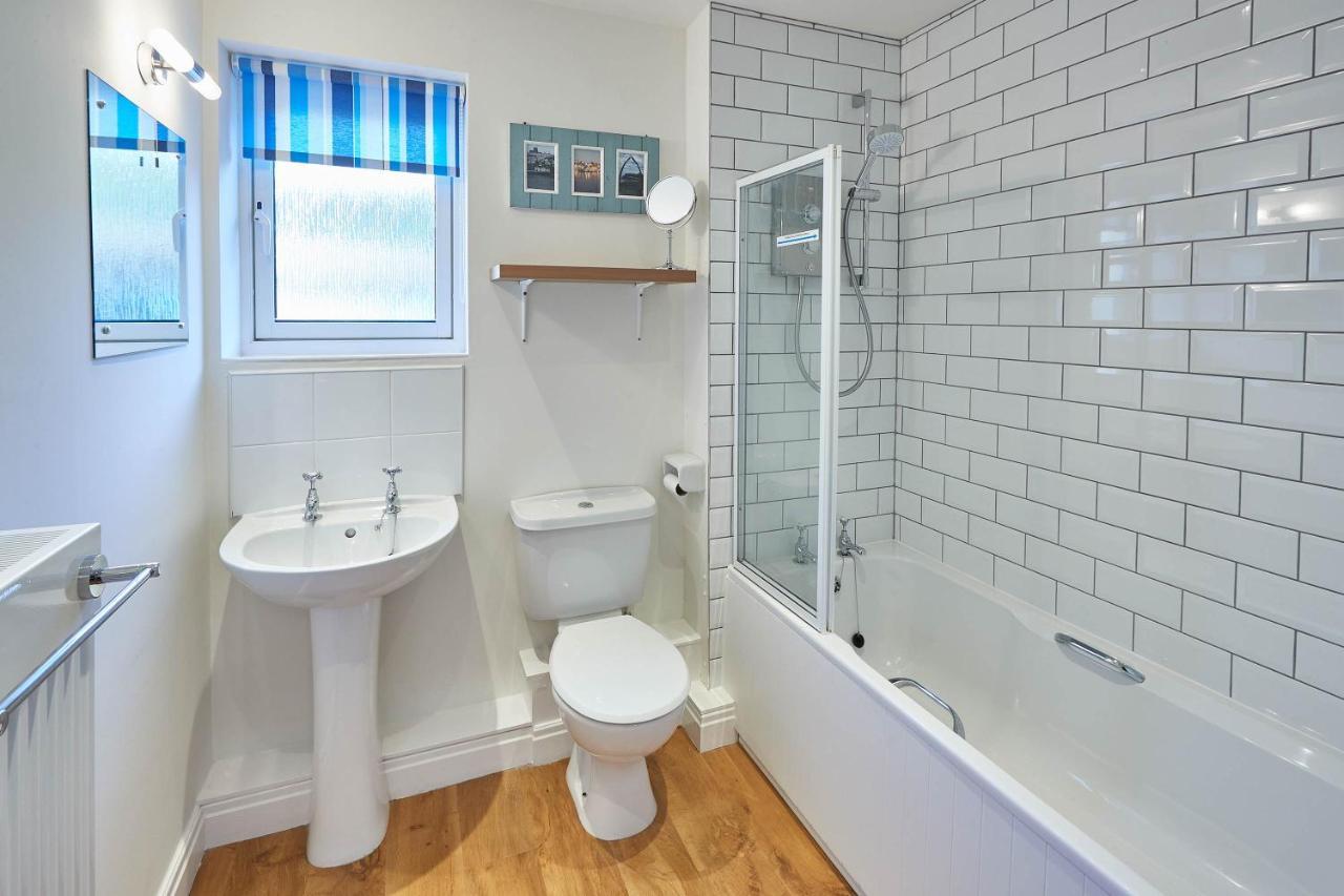 Host & Stay - Whitehall 1 Apartment Whitby Exteriör bild